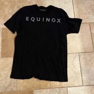 Equinox men’s tee